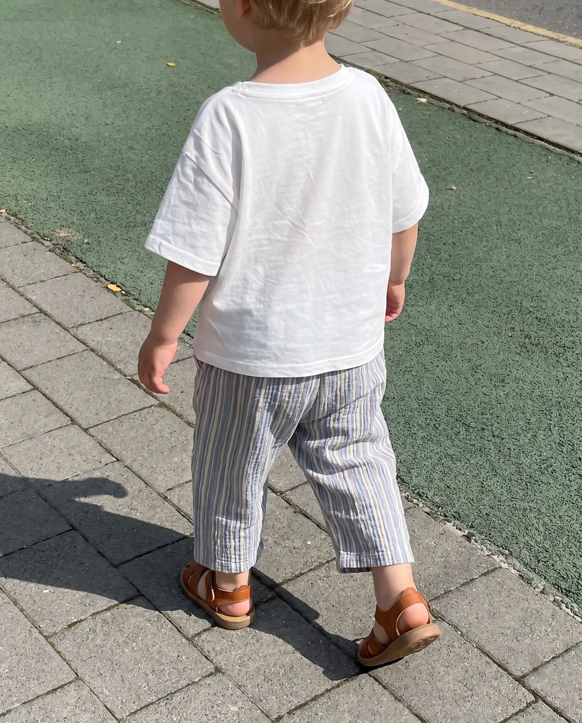 ai fine-stripe-high-waist-pants__boy_ref