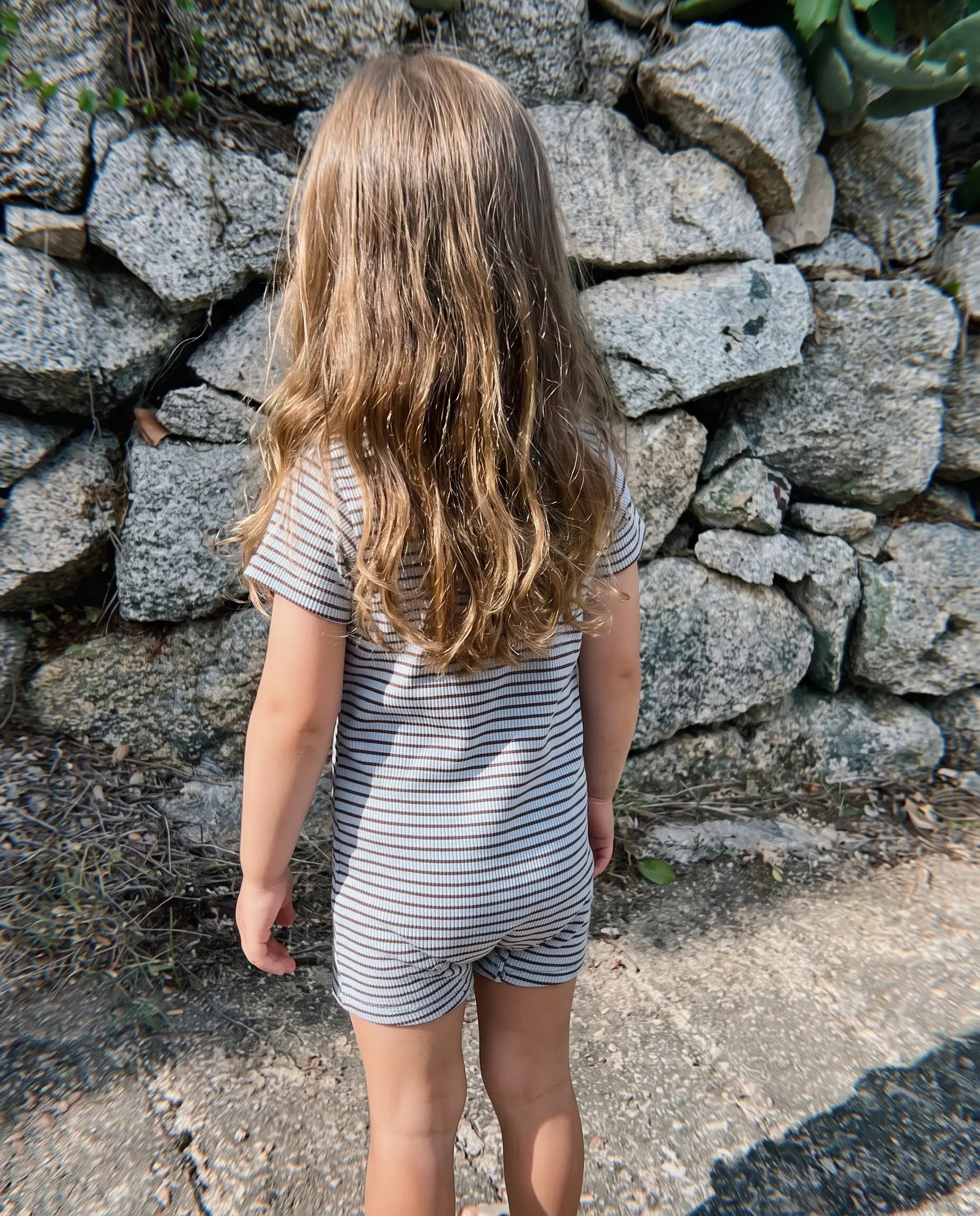 ai wide-stripe-bodysuit__girl_ref